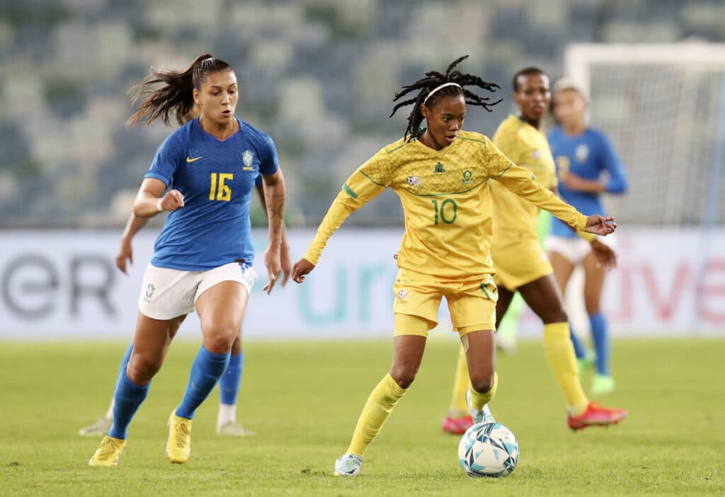Linda Motlhalo - Salary, husband, lifestyle, stats 3 Linda Motlhalo looks to move forward for Banyana Banyana