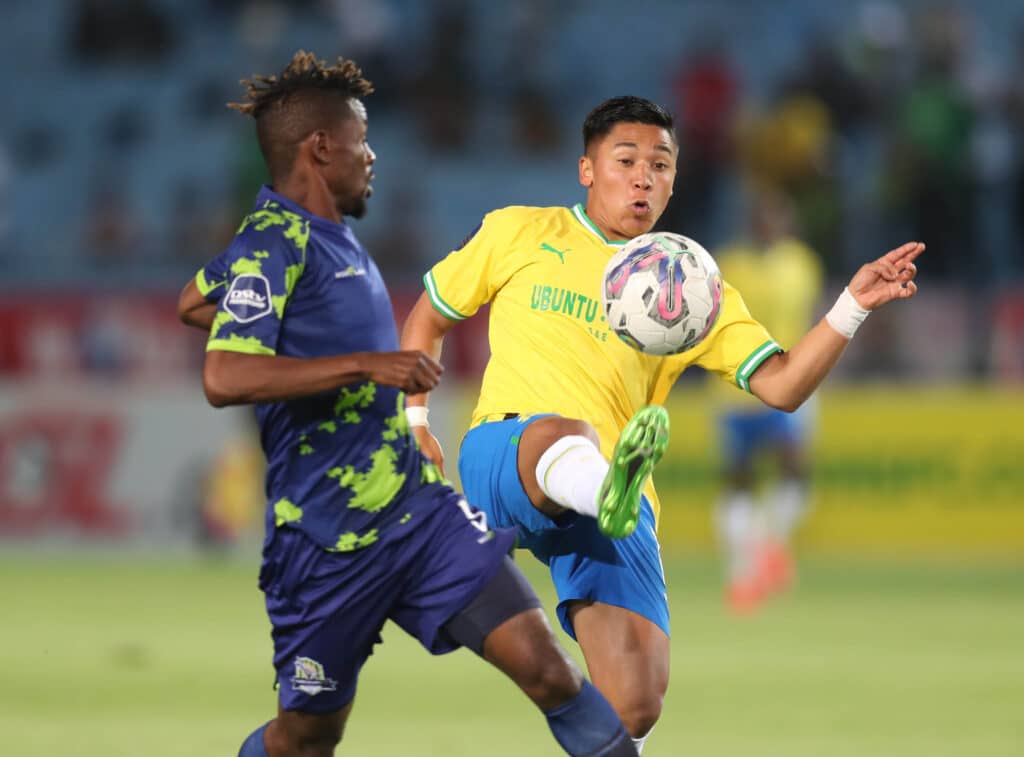 Marcelo Allende - Salary, stats, net worth, cars 2 Marcelo Allende in action