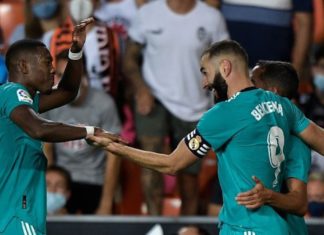 Real Madrid Grabs Late Winner At The Mestalla To Move Top Real Madrid Grabs Late Winner At The Mestalla To Move Top